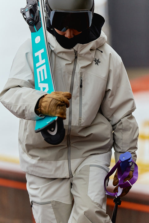 Model wearing the G15301 G-AXIS Jacket